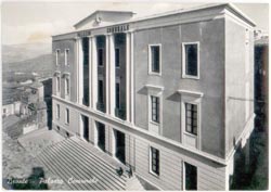Bronte, Palazzo comunale (1950)
