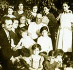 Nunzia Salvi (1867) e Francesco Barbaria (1867) con figli e nipoti