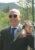 Il sindaco Firrarello accende la prima lampadina a Cipollazzo