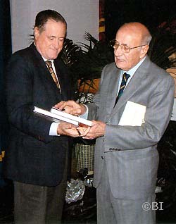 Il sindaco Salvatore Leanza e Florestano Vancini (2003)
