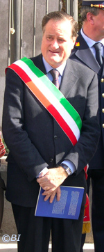 ON. SALVATORE LEANZA, sindaco di Bronte, 2003